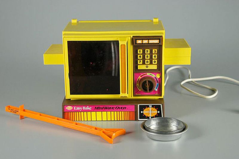 Easy-Bake Oven