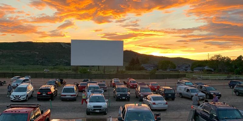 Colorado: Holiday Twin Drive-In