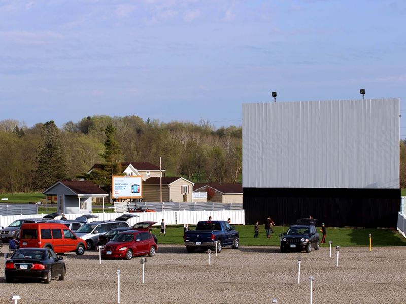 Iowa: Valle Drive-In