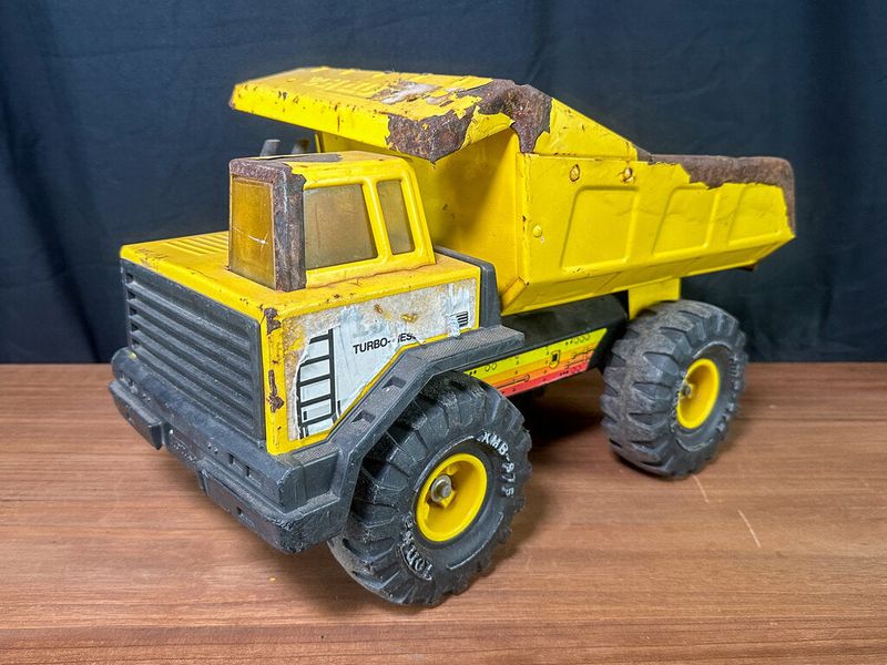 Metal Tonka Trucks