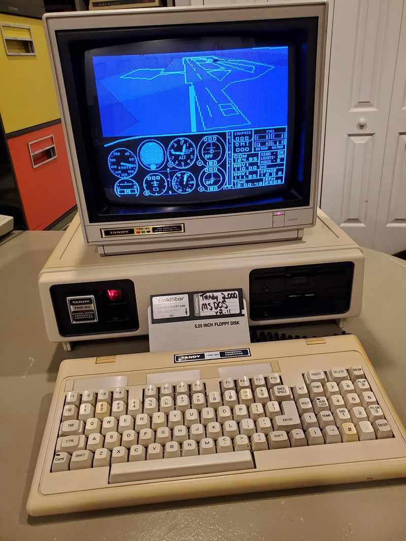 Tandy 2000 Computer