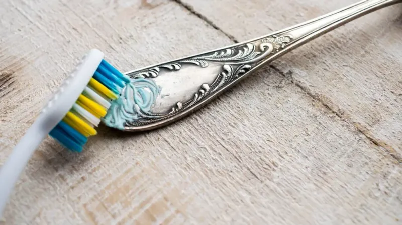 Toothpaste for Silver Polishing