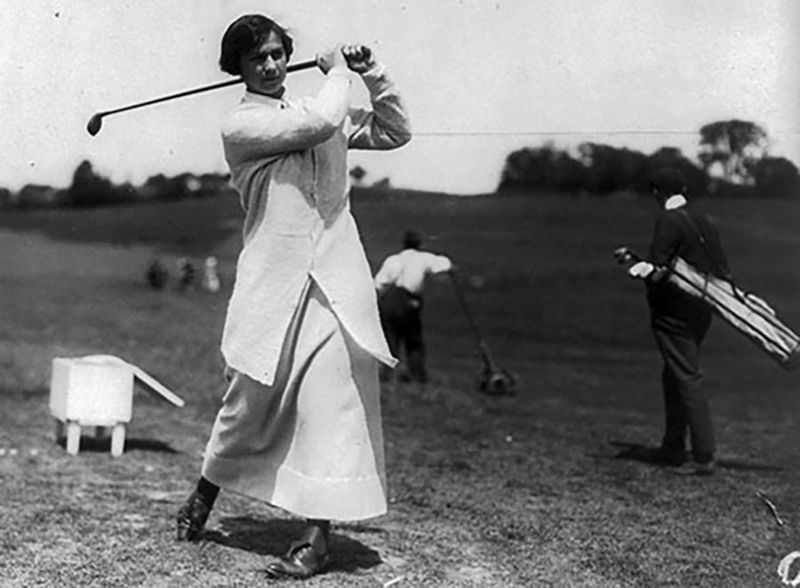 Women Golfers of the Early 20th Century