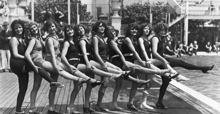 12 Stunning Coney Island Photos from the 1890s-1920s That Capture a Lost Era of Beachside Fun