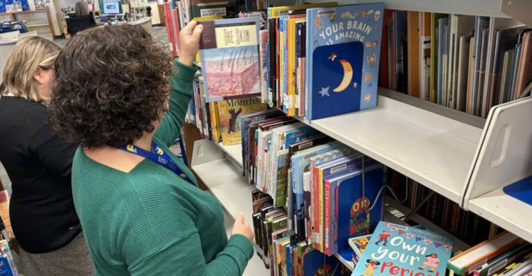 15 Things That Made ’90s Libraries Magical For Every Kid