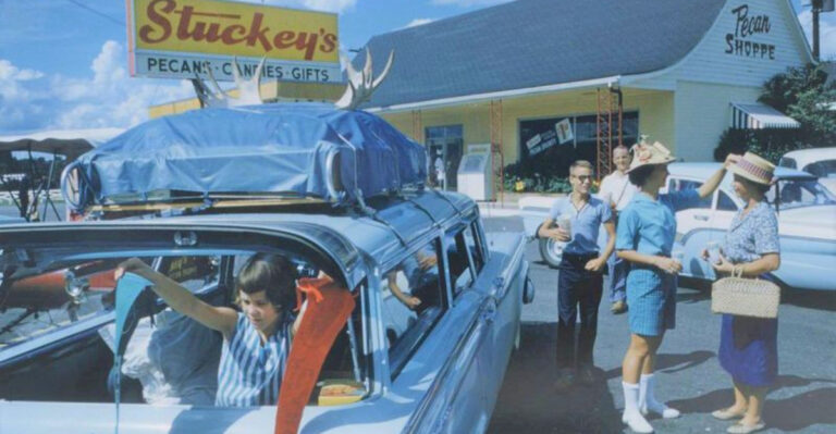 16 Tourist Traps We Couldn’t Resist on Every Family Road Trip