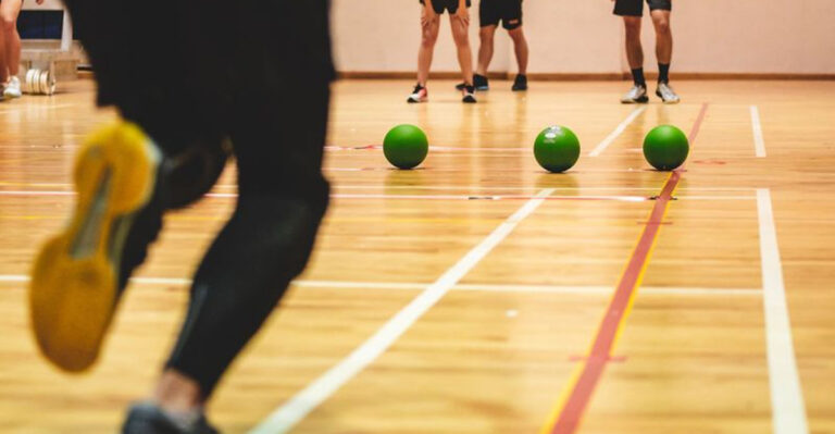 18 Things We Used To Put Up With In Gym Class That Wouldn’t Fly Today