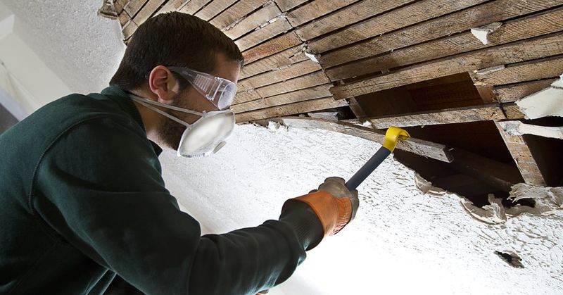 Asbestos Installation Specialist