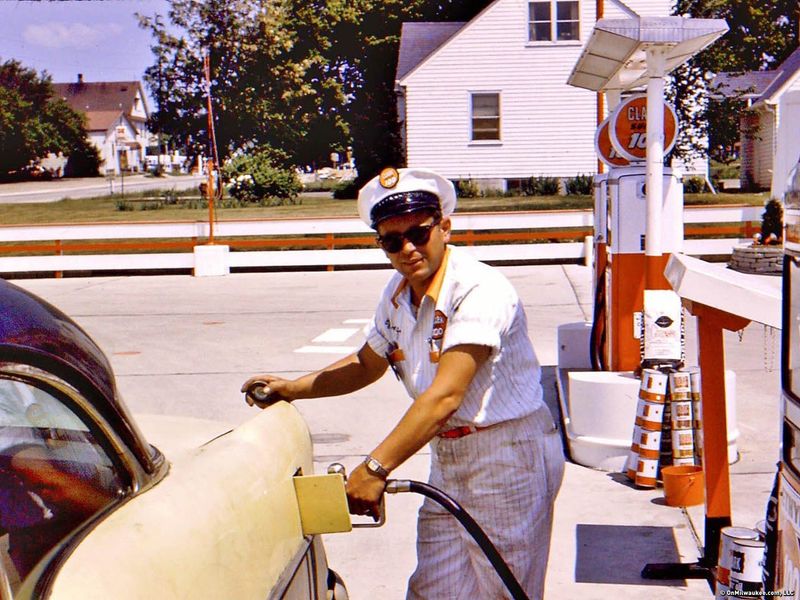 Full-Service Gas Stations