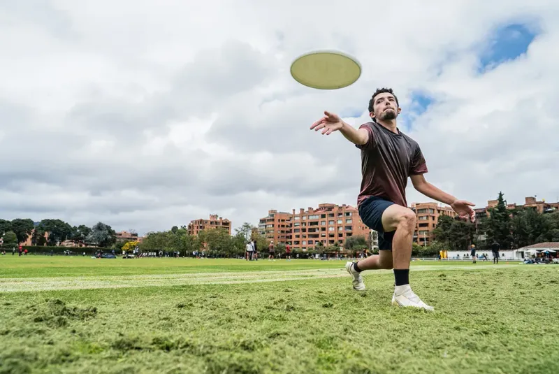 Frisbee: From Pie Plates to Flying Discs