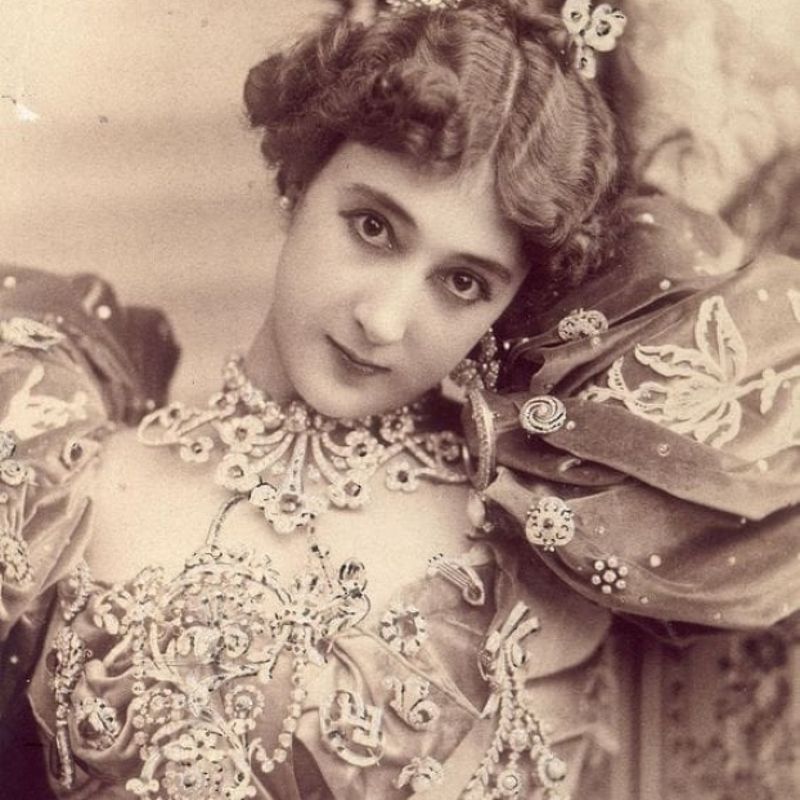 La Belle Otero: The Million-Dollar Courtesan