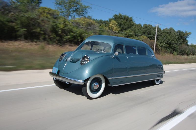 Stout Scarab: The First Minivan