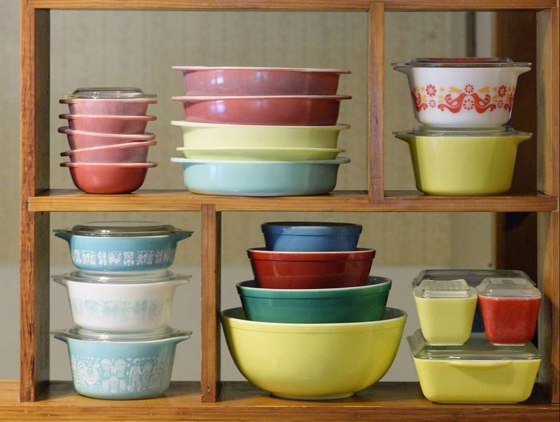 Pyrex Glassware