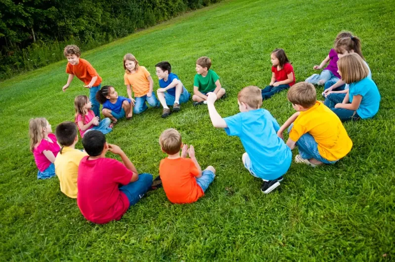 Duck, Duck, Goose's Circular Chase