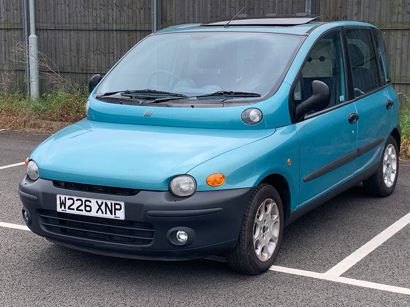 Fiat Multipla: The Alien Frog