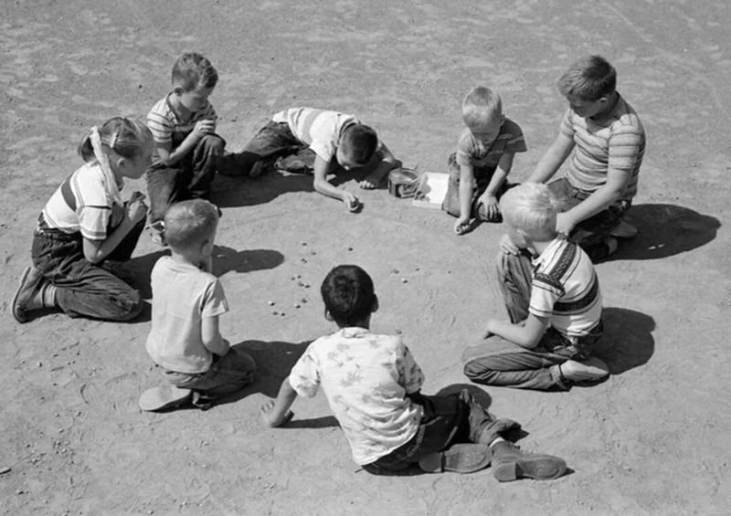 Kids Roaming Free Until Dinner