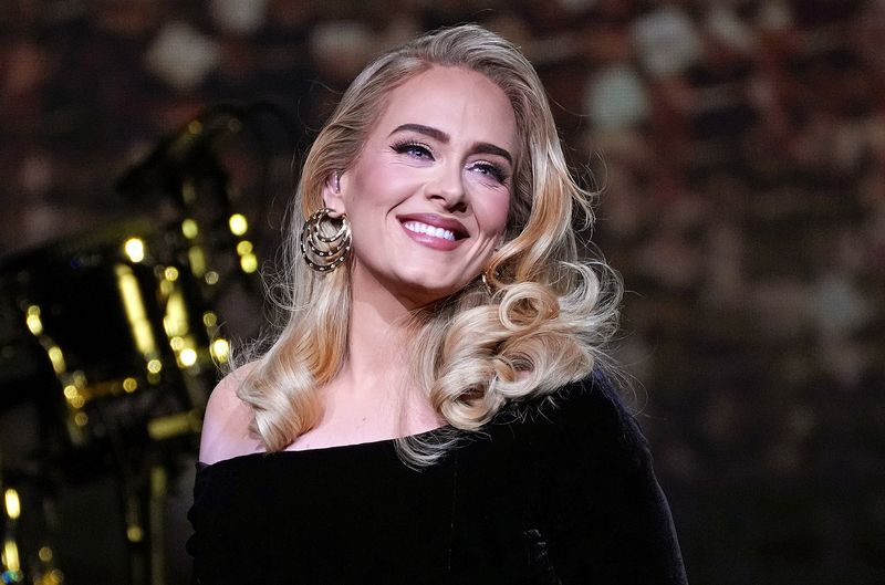 Adele – 'Make You Feel My Love'