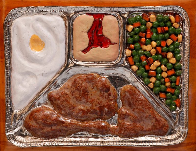 TV Dinner Tray Crinkling