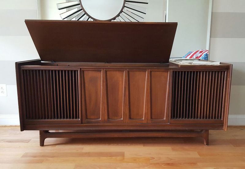 The Giant Stereo Console: The Music Furniture Monster