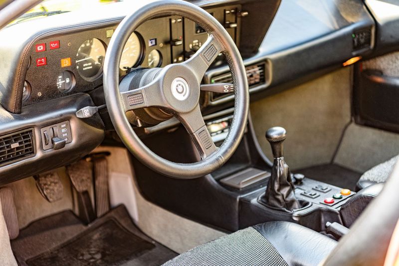 Operating a Manual Transmission Car