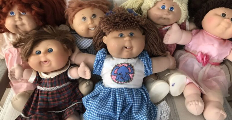 16 Old Collectibles That Are Now Worth Almost Nothing