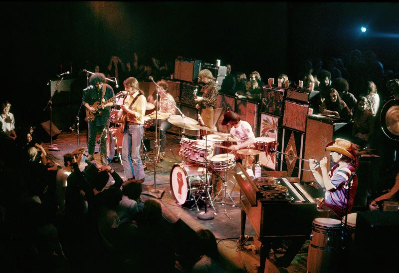 Grateful Dead's Psychedelic Jam at Fillmore