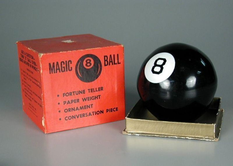 Magic 8 Ball: The Decision-Making Simulator