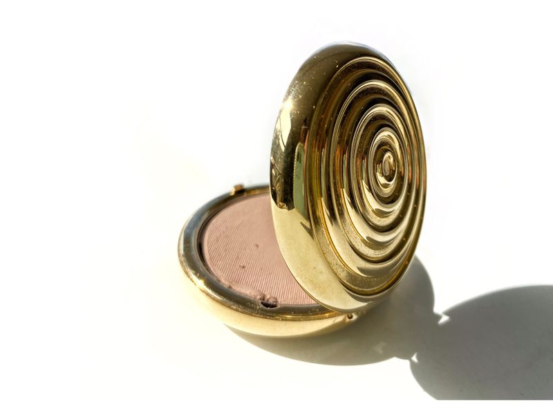 Estée Lauder Compact with Powder Puff